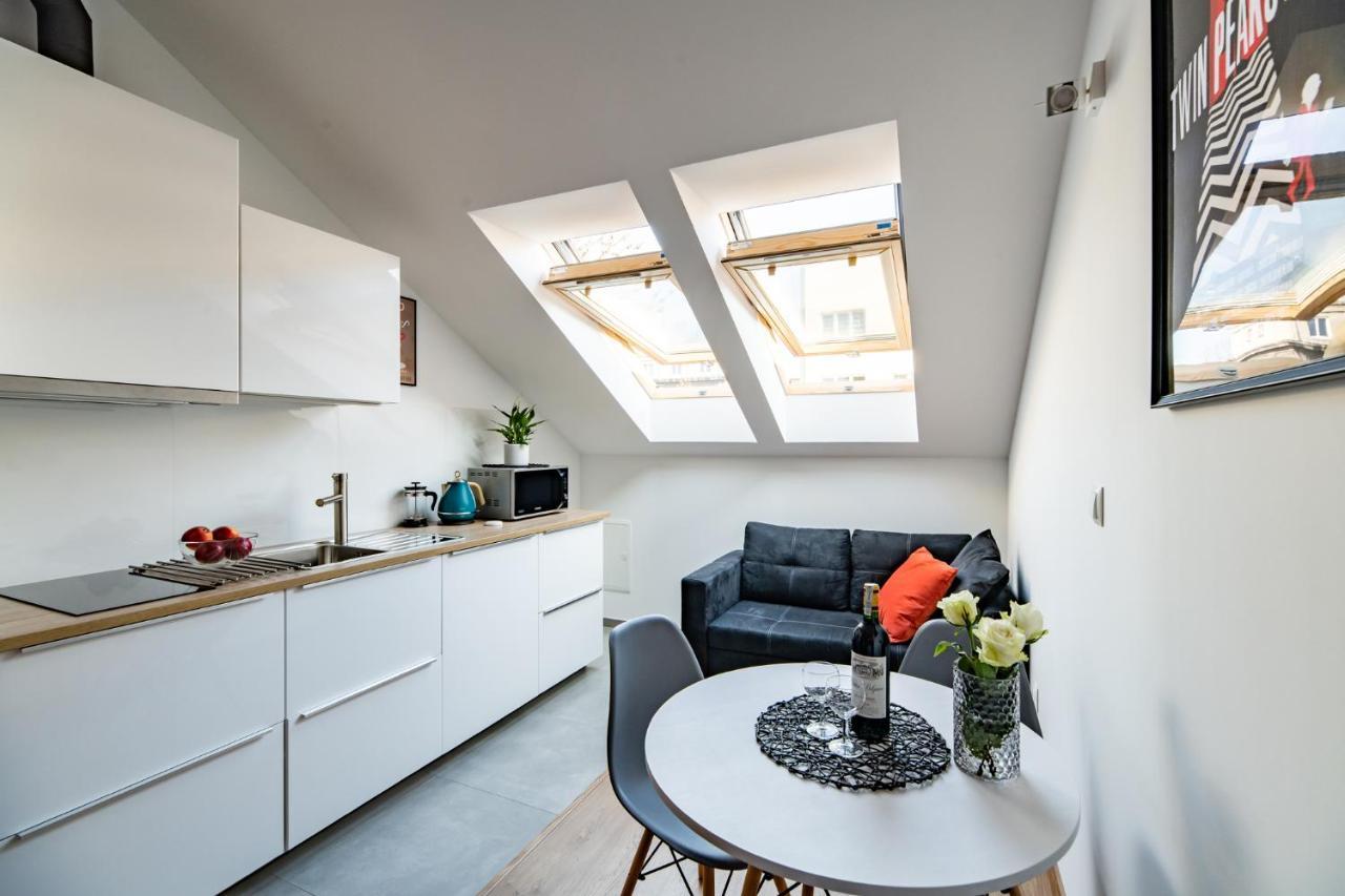 Neo Sky Apartment, Free Parking, 15 Min Walk Old Town&Kazimierz - By Homelike Kraków Zewnętrze zdjęcie